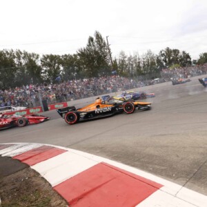 Felix Rosenqvist, Scott Dixon and Alex Palou in front of the major calamity at Portland