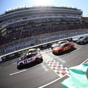 The field takes the green in the 2022 Busch Light Clash at the Los Angeles Coliseum to start the NASCAR season.