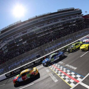 Kyle Busch takes the green flag to kick off the NASCAR Busch Clash heat races at the LA Colusseum.