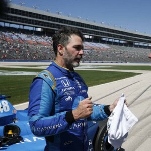 Jimmie Johnson and Scott Pruett after Johnson finished sixth at Texas.