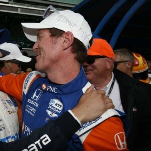 Scott Dixon and Alex Palou embrace after 2022 Indianapolis 500 qualifying