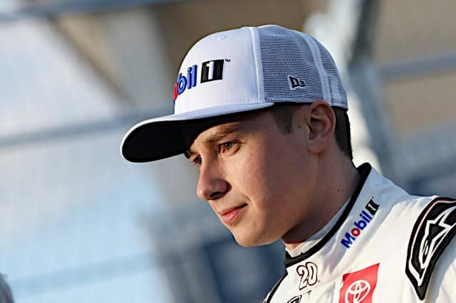 #20: Christopher Bell, Joe Gibbs Racing, Mobil 1 Toyota Camry