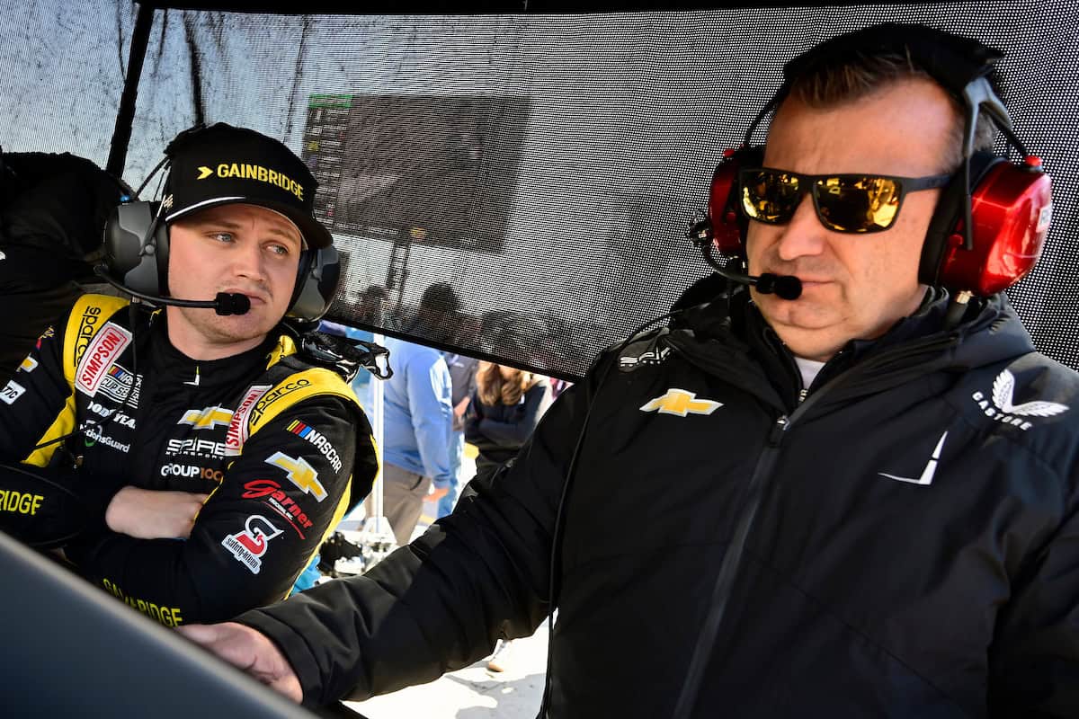 #7: Justin Haley, Spire Motorsports, Gainbridge Chevrolet and #7: Rodney Childers, Spire Motorsports, Chevrolet