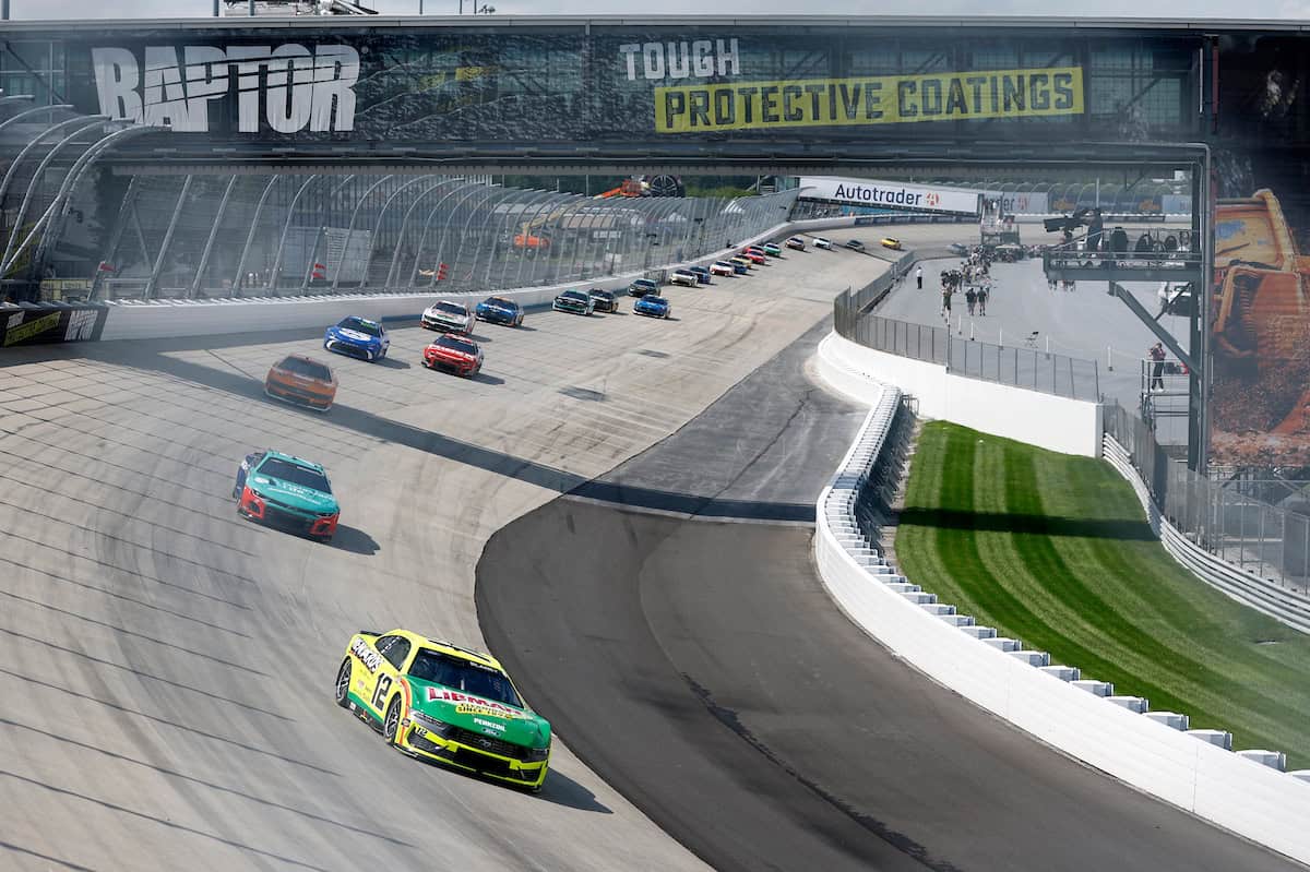 Monday Morning Pit Box: New Tires in NASCAR No Match for Track Position