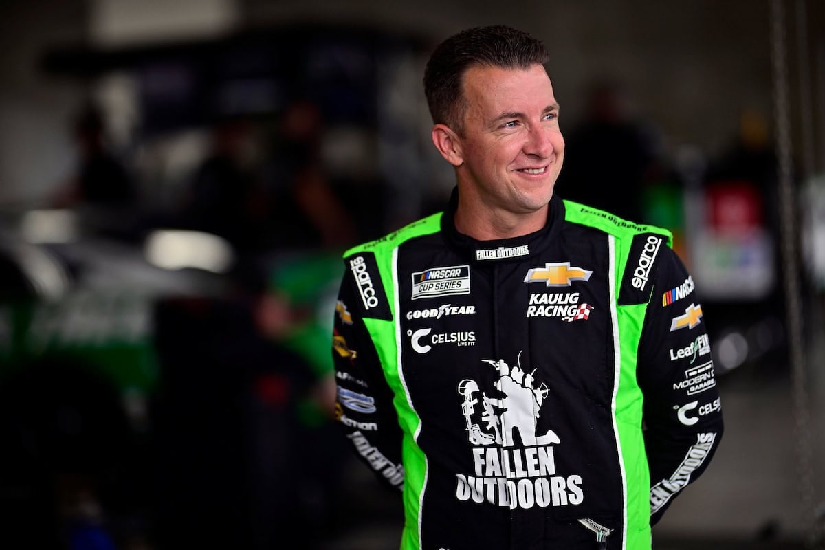 #16: AJ Allmendinger, Kaulig Racing, Grizzly Nicotine Pouches Chevrolet