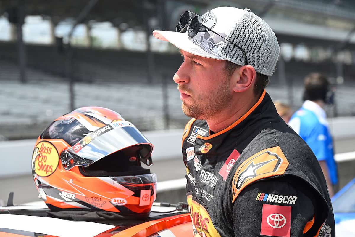Chase Briscoe Earns 6th Cup Pole of Season at Iowa