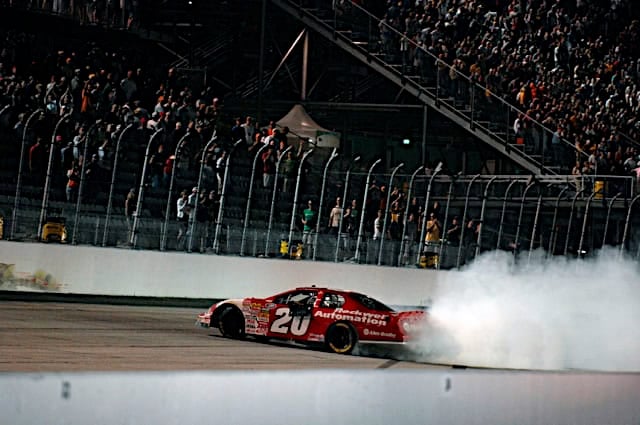 11 May, 2007, Diamond Hill Plywood 200. Darlington, South Carolina USA Denny Hamlin.