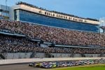 #12: Ryan Blaney, Team Penske, Advance Auto Parts Ford Mustang and #48: Alex Bowman, Hendrick Motorsports, Ally Chevrolet