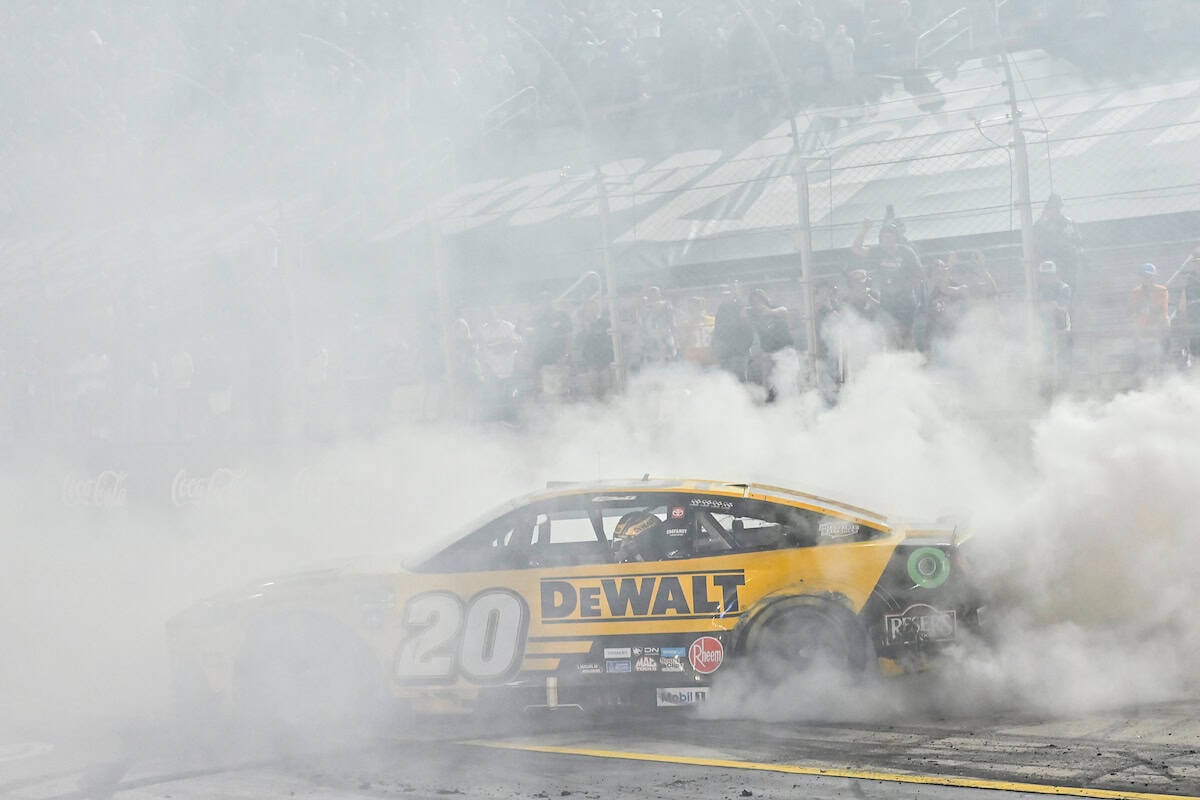 #20: Christopher Bell, Joe Gibbs Racing, DEWALT Toyota Camry