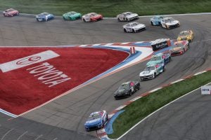 NASCAR Cup Series Charlotte ROVAL- Kyle Larson pack racing