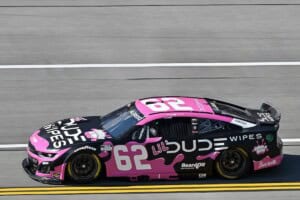#62: Anthony Alfredo, Beard Motorsports, LIL' DUDE Wipes 'Bubble Bum' Chevrolet, Talladega
