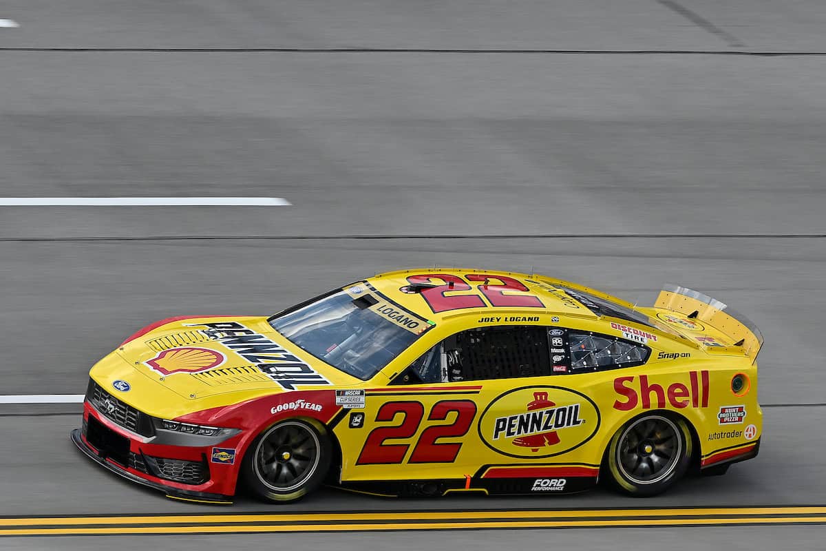 #22: Joey Logano, Team Penske, Shell Pennzoil Ford Mustang