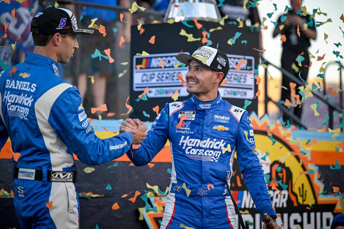 #5: Kyle Larson, Hendrick Motorsports, HendrickCars.com Chevrolet, 2025 Champion