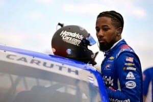#88: Rajah Caruth, JR Motorsports, HendrickCars.com Chevrolet Camaro