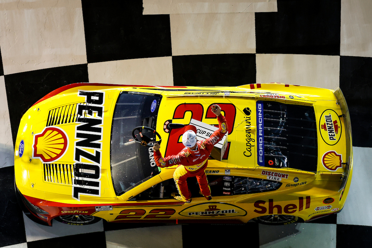 Joey Logano Takes Daytona Duel 1, Casey Mears Locks Garage 66 Into Daytona 500