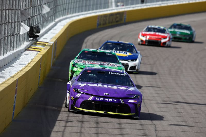 Kyle Larson Enters Las Vegas NASCAR Cup Race as Betting Favorite