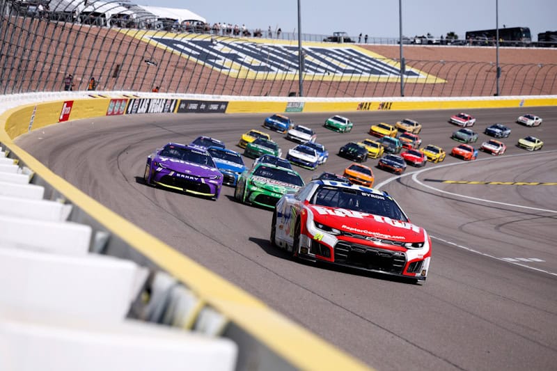 2026 Cup Las Vegas I pack racing VI - William Byron, No. 24 Hendrick Motorsports Chevrolet (Credit: Sean Gardner/Getty Images via NASCAR Media)