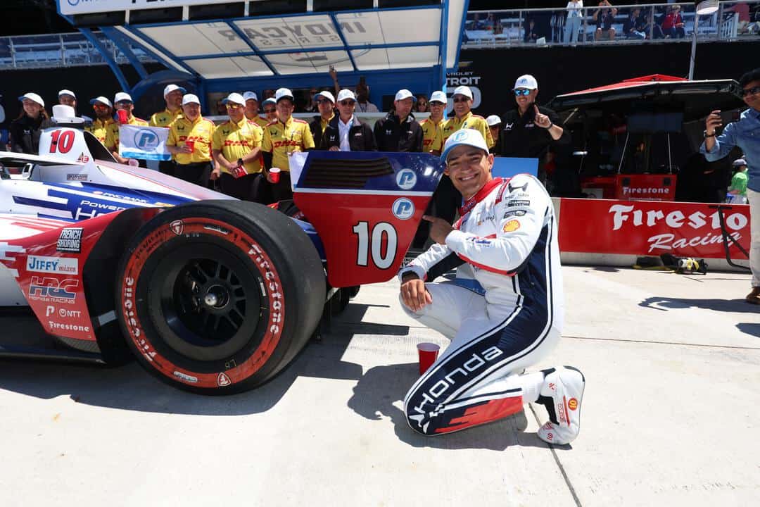 Alex Palou wins the NTT P1 Award during the 2026 NTT IndyCar Series Chevrolet Detroit Grand Prix.