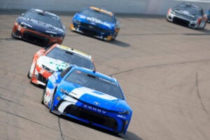 #11: Denny Hamlin, Joe Gibbs Racing, Progressive Insurance Toyota Camry