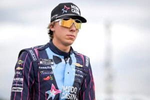 #77: Carson Hocevar, Spire Motorsports, Modo Casino Chevrolet Camaro