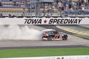 2026 ARCA Iowa Tristan McKee, No. 77 Spire Motorsports Chevrolet, burnout (Credit: Danny Peters)