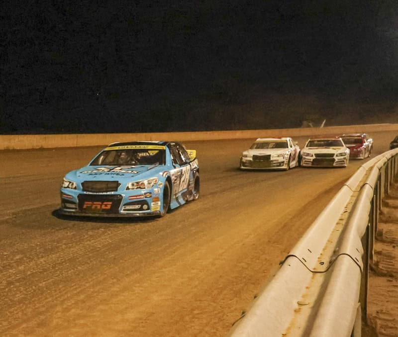 2026 ARCA DuQuoin pack racing - Carson Brown, No. 28 Pinnacle Racing Group Chevrolet (Credit: Josh Calloni)
