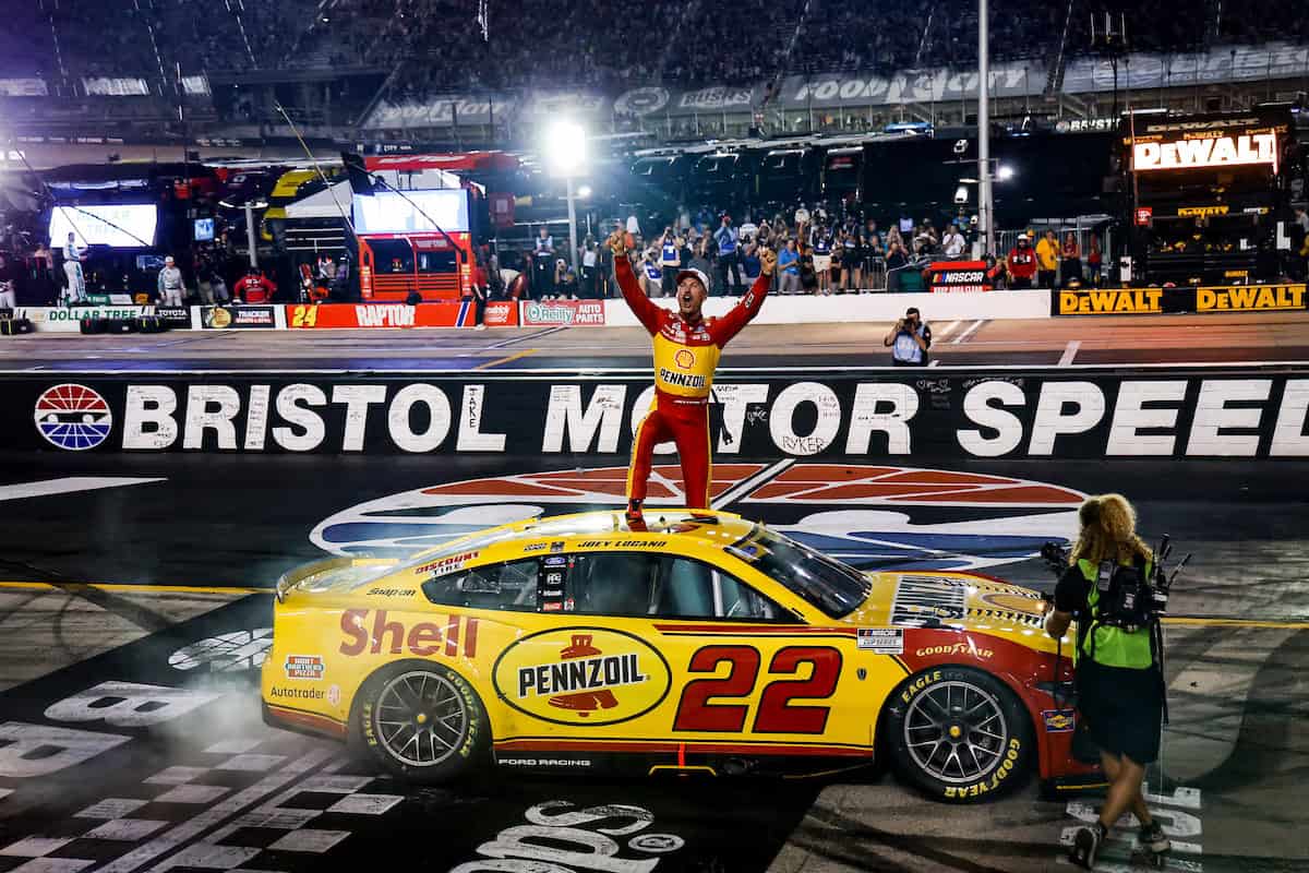 #22: Joey Logano, Team Penske, Shell-Pennzoil Ford Mustang
